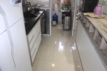 Apartamento à venda com 64m², 2 quartos e 1 vagaCozinha