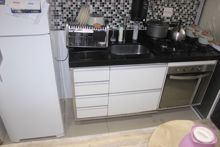 Apartamento à venda com 64m², 2 quartos e 1 vagaCozinha