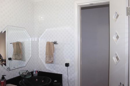 Apartamento à venda com 64m², 2 quartos e 1 vagaBanheiro social