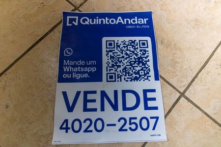 Apartamento à venda com 132m², 3 quartos e 1 vaga Apartamento à venda com 132m², 3 quartos e 1 vagaPlaquinha