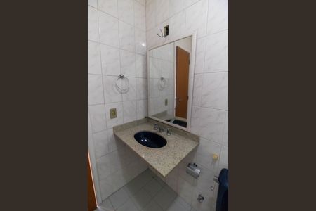 Apartamento à venda com 132m², 3 quartos e 1 vaga Apartamento à venda com 132m², 3 quartos e 1 vagaBanheiro da Suíte