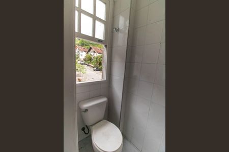 Apartamento à venda com 132m², 3 quartos e 1 vaga Apartamento à venda com 132m², 3 quartos e 1 vagaBanheiro de serviço