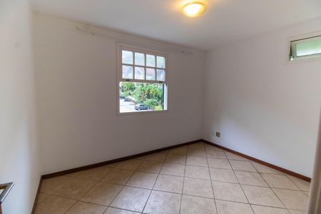 Apartamento à venda com 132m², 3 quartos e 1 vaga Apartamento à venda com 132m², 3 quartos e 1 vagaSuíte