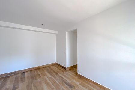 Apartamento à venda com 75m², 2 quartos e 1 vagaSala