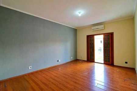 Apartamento para alugar com 175m², 2 quartos e 1 vagaQuarto