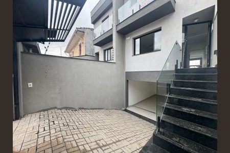 Casa à venda com 212m², 3 quartos e 5 vagasFoto 01