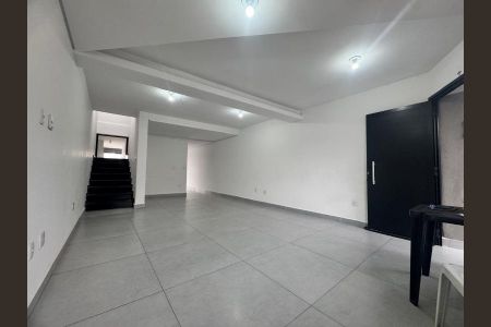 Foto 01 de casa à venda com 3 quartos, 212m² em Vila Dom Pedro II, São Paulo
