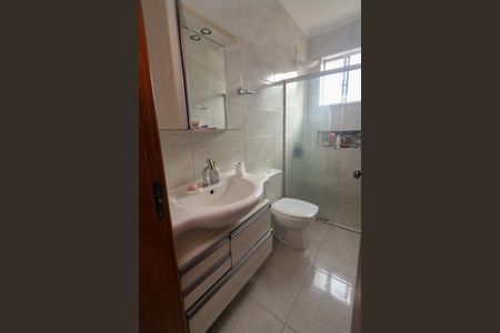 Apartamento para alugar com 75m², 2 quartos e 2 vagasBanheiro