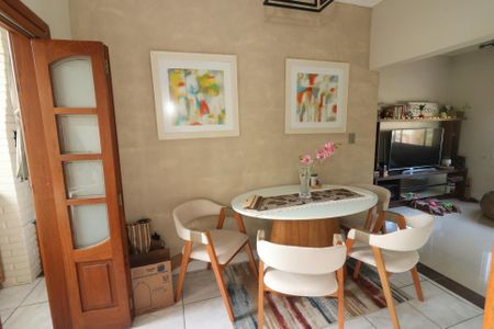 Apartamento para alugar com 75m², 2 quartos e 2 vagasSala de Jantar