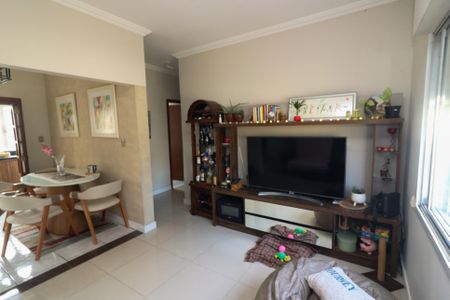 Apartamento para alugar com 75m², 2 quartos e 2 vagasSala