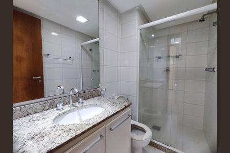 Apartamento à venda com 75m², 3 quartos e 1 vaga Apartamento à venda com 75m², 3 quartos e 1 vagaBanheiro Social
