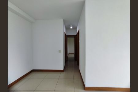 Sala de apartamento à venda com 3 quartos, 75m² em Barra da Tijuca, Rio de Janeiro