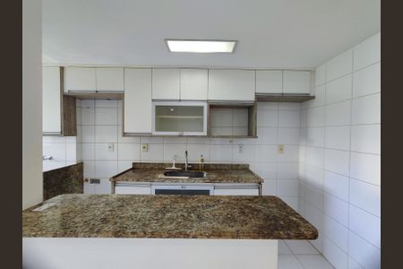 Apartamento à venda com 75m², 3 quartos e 1 vaga Apartamento à venda com 75m², 3 quartos e 1 vagaCozinha