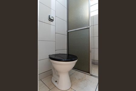 Casa para alugar com 55m², 2 quartos e sem vagaBanheiro