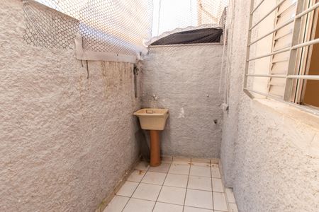 Casa para alugar com 55m², 2 quartos e sem vagaÁrea de Serviço