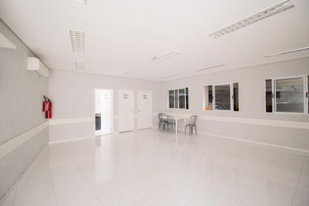 Apartamento para alugar com 50m², 2 quartos e 1 vaga Apartamento para alugar com 50m², 2 quartos e 1 vagaÁrea comum - Salão de festas