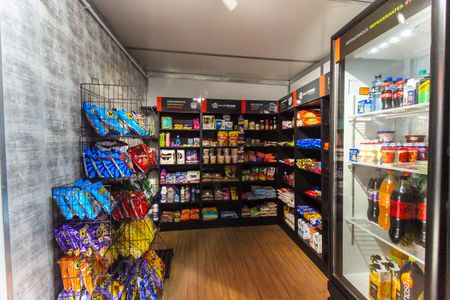 Apartamento para alugar com 50m², 2 quartos e 1 vaga Apartamento para alugar com 50m², 2 quartos e 1 vagaMini Mercado