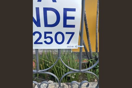 Casa de condomínio à venda com 197m², 3 quartos e 3 vagas
