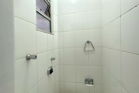 Apartamento para alugar com 130m², 3 quartos e sem vagaBanheiro de serviço