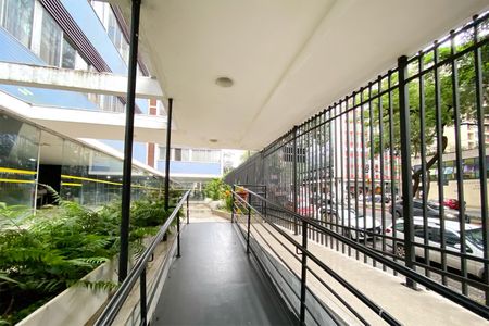 Apartamento para alugar com 130m², 3 quartos e sem vagaÁrea comum