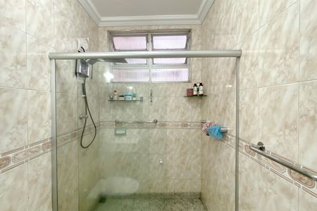 Apartamento para alugar com 130m², 3 quartos e sem vagaBanheiro