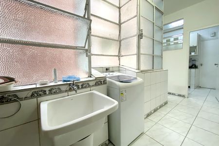 Apartamento para alugar com 130m², 3 quartos e sem vagaÁrea de Serviço
