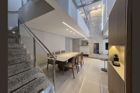 Apartamento à venda com 176m², 3 quartos e 3 vagas