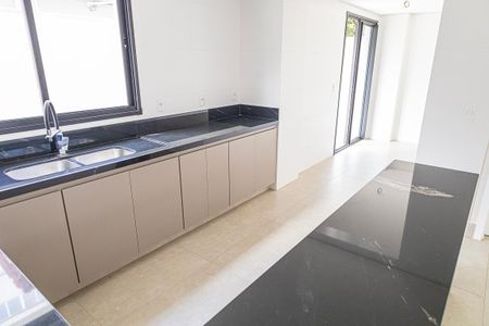 Apartamento à venda com 266m², 4 quartos e 3 vagasCozinha