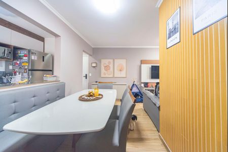 Sala de apartamento à venda com 3 quartos, 69m² em Vila Humaita, Santo André