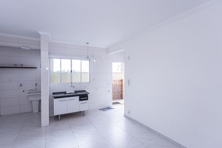 Apartamento para alugar com 26m², 1 quarto e sem vaga Apartamento para alugar com 26m², 1 quarto e sem vagaSala, cozinha e área de serviço