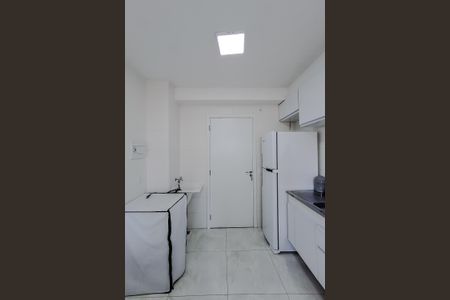 Apartamento para alugar com 32m², 2 quartos e sem vaga Apartamento para alugar com 32m², 2 quartos e sem vagaCozinha e Área de Serviço