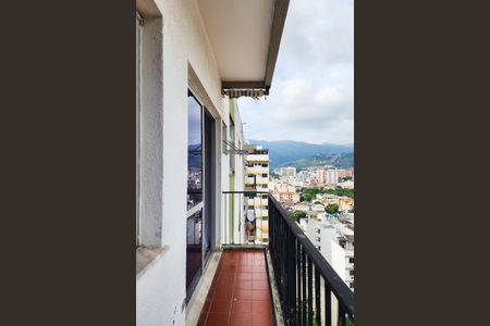 Apartamento para alugar com 65m², 1 quarto e sem vaga Apartamento para alugar com 65m², 1 quarto e sem vagaVaranda