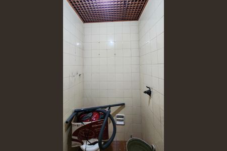 Apartamento para alugar com 65m², 1 quarto e sem vaga Apartamento para alugar com 65m², 1 quarto e sem vagaBanheiro de Serviço