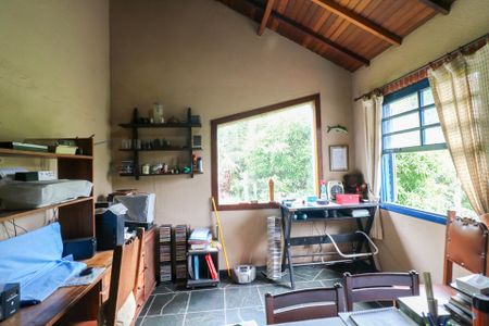 Casa de condomínio à venda com 300m², 3 quartos e sem vaga Casa de condomínio à venda com 300m², 3 quartos e sem vagaQuarto 2