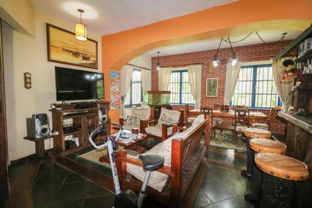 Sala 1 de casa de condomínio à venda com 3 quartos, 300m² em Sete Praias, Diadema