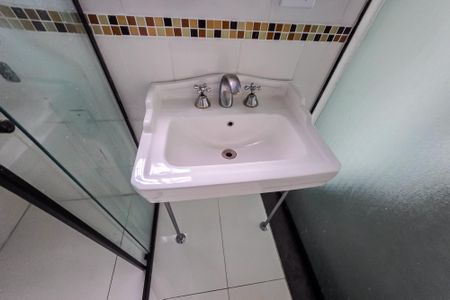 Casa para alugar com 260m², 5 quartos e 2 vagasBanheiro