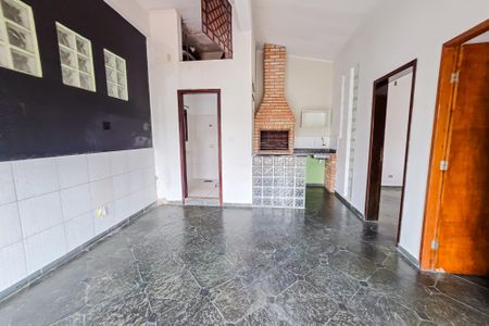 Casa para alugar com 260m², 5 quartos e 2 vagasChurrasqueira