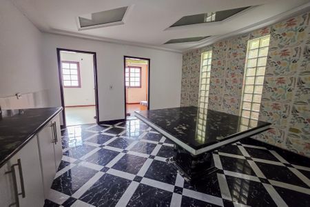 Casa para alugar com 260m², 5 quartos e 2 vagasCozinha