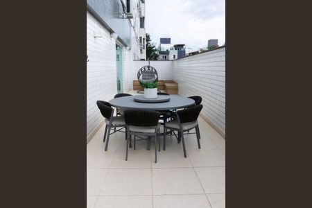 Apartamento para alugar com 284m², 4 quartos e 4 vagasÁrea externa