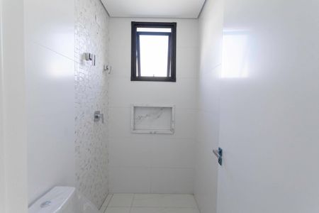 Apartamento à venda com 264m², 4 quartos e 3 vagasBanheiro das suítes 1 e 2 