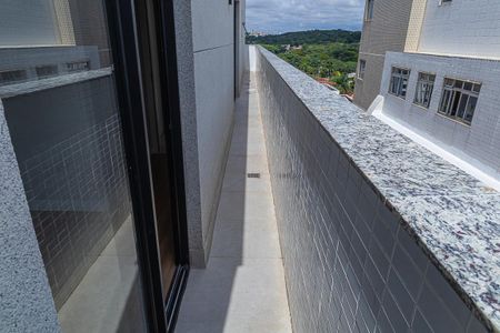 Apartamento à venda com 264m², 4 quartos e 3 vagasVaranda 2