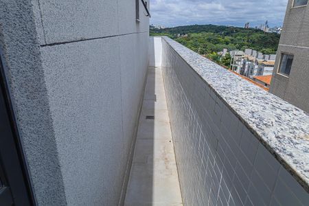 Apartamento à venda com 264m², 4 quartos e 3 vagasVaranda 2