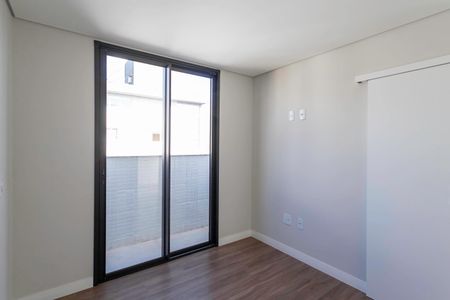 Apartamento à venda com 264m², 4 quartos e 3 vagasSuíte 2