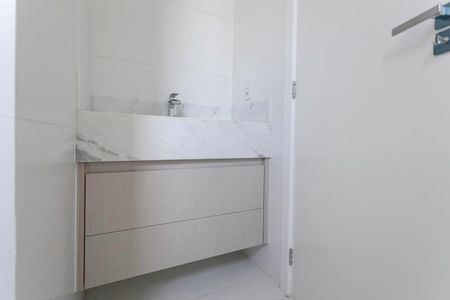 Apartamento à venda com 264m², 4 quartos e 3 vagasBanheiro da suíte 4