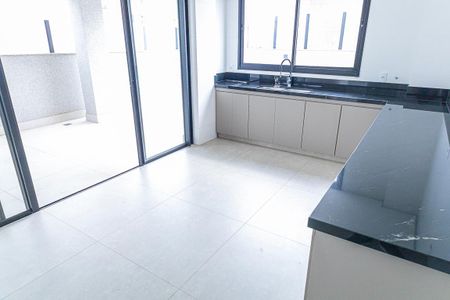 Apartamento à venda com 264m², 4 quartos e 3 vagasCozinha