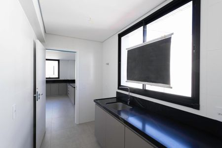 Apartamento à venda com 264m², 4 quartos e 3 vagasÁrea de serviço 