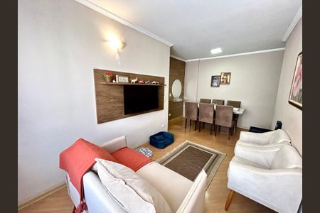 Sala de apartamento à venda com 2 quartos, 56m² em Jardim Cocaia, Guarulhos