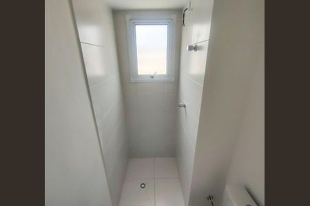 Banheiro de apartamento para alugar com 1 quarto, 30m² em Brás, São Paulo