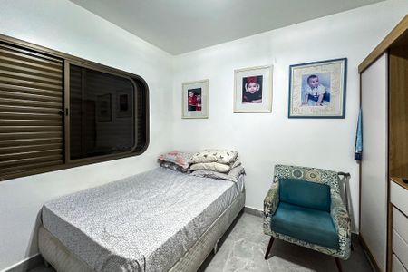 Apartamento para alugar com 253m², 5 quartos e 3 vagasQuarto