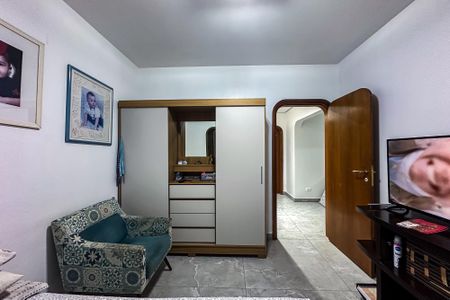Apartamento para alugar com 253m², 5 quartos e 3 vagasQuarto